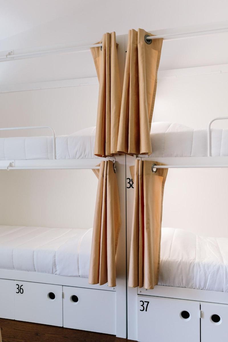 Lisbon South Hostel image