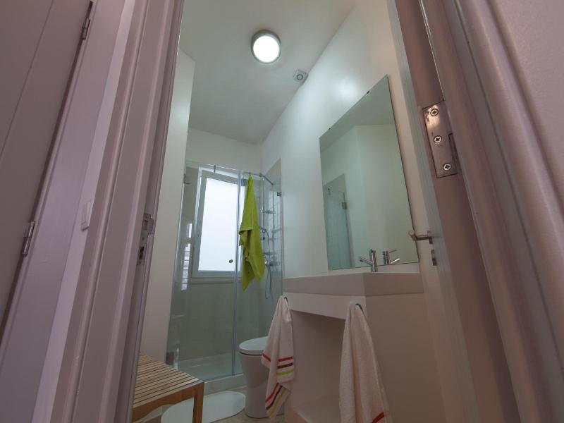 Inn Possible Lisbon Hostel image