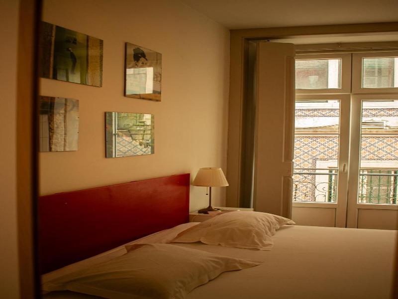 Inn Possible Lisbon Hostel image
