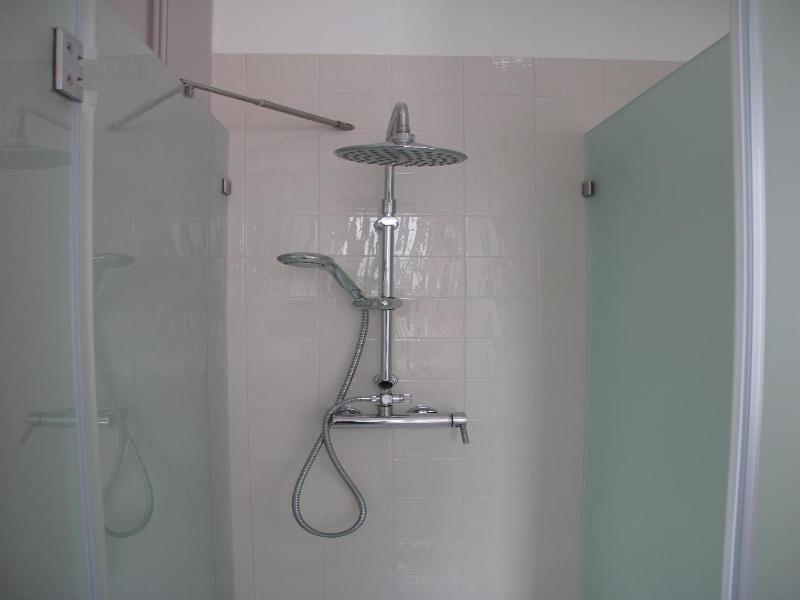 Inn Possible Lisbon Hostel image