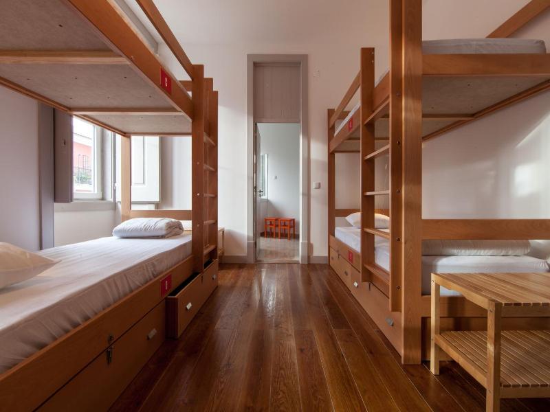 Inn Possible Lisbon Hostel image