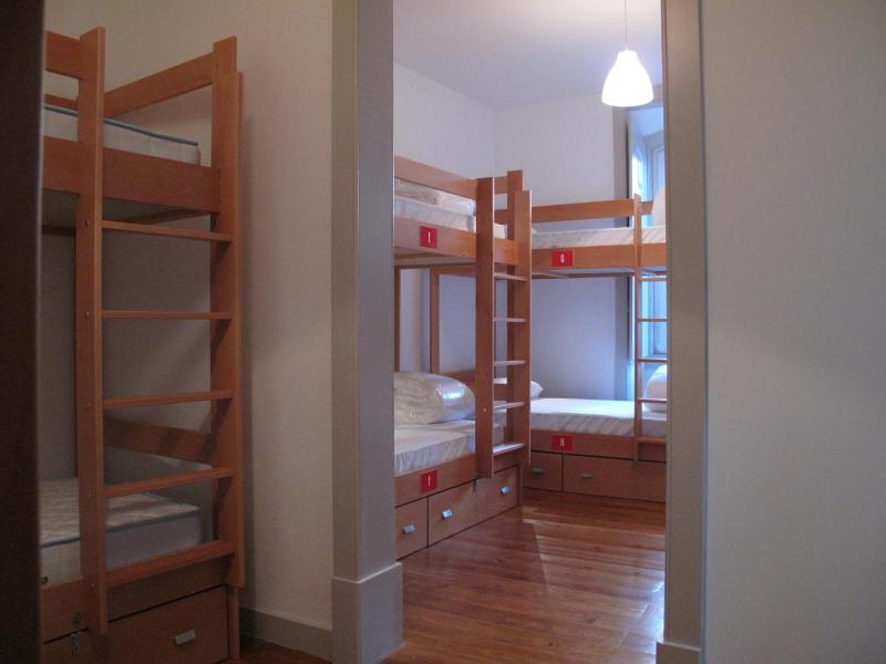 Inn Possible Lisbon Hostel image