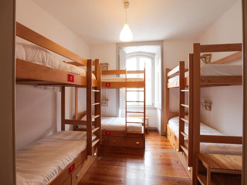 Inn Possible Lisbon Hostel image