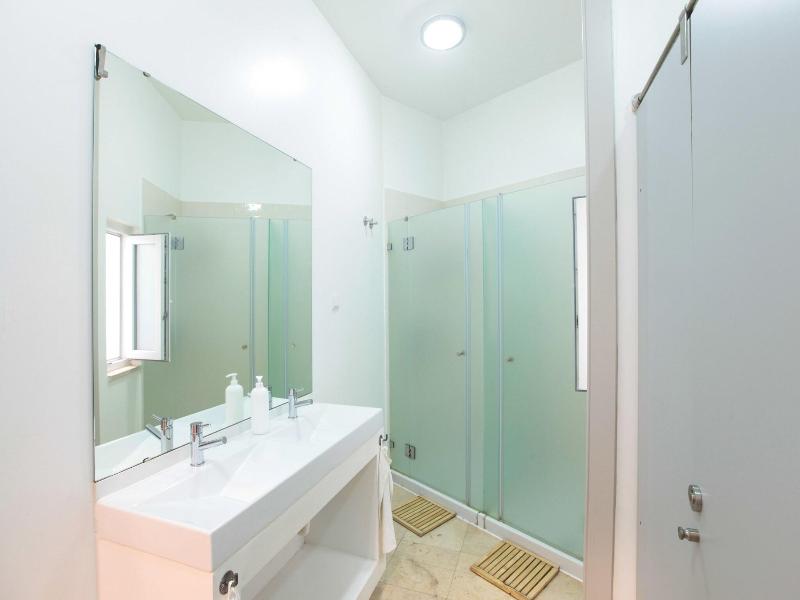 Inn Possible Lisbon Hostel image