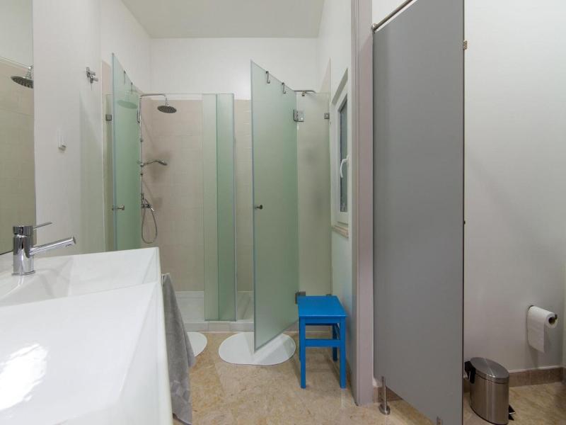 Inn Possible Lisbon Hostel image