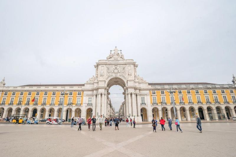 Vistas De Lisboa Hostel image