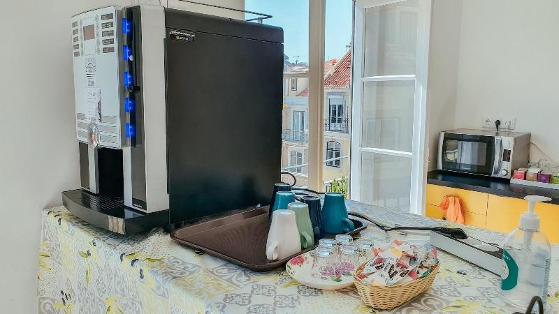 Vistas De Lisboa Hostel image