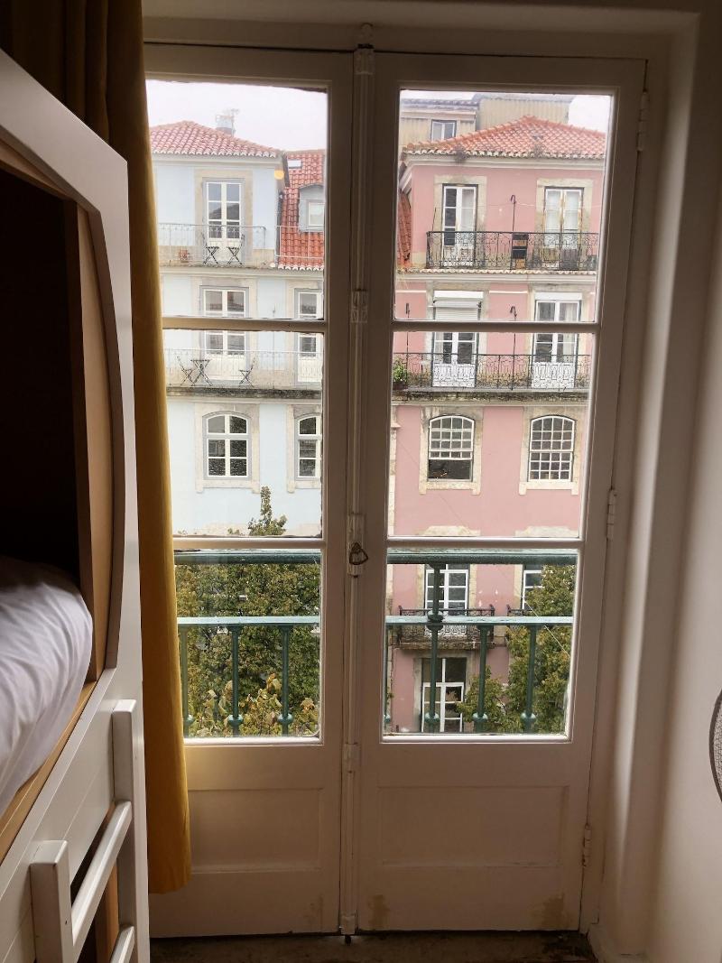 Vistas De Lisboa Hostel image