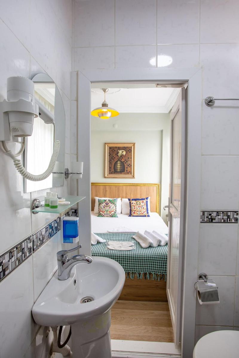 Sofia Corner Hotel image
