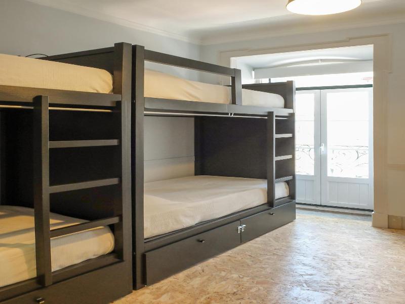 Back To Lisbon Hostel image