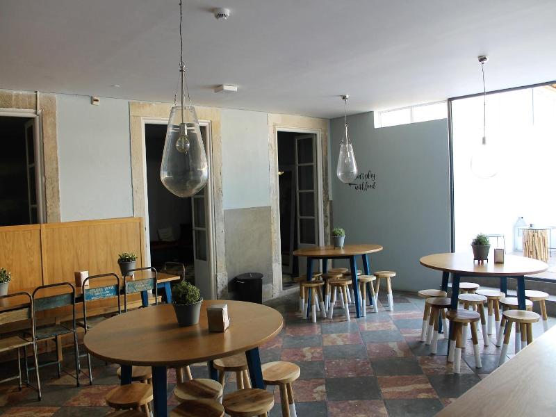 Back To Lisbon Hostel image