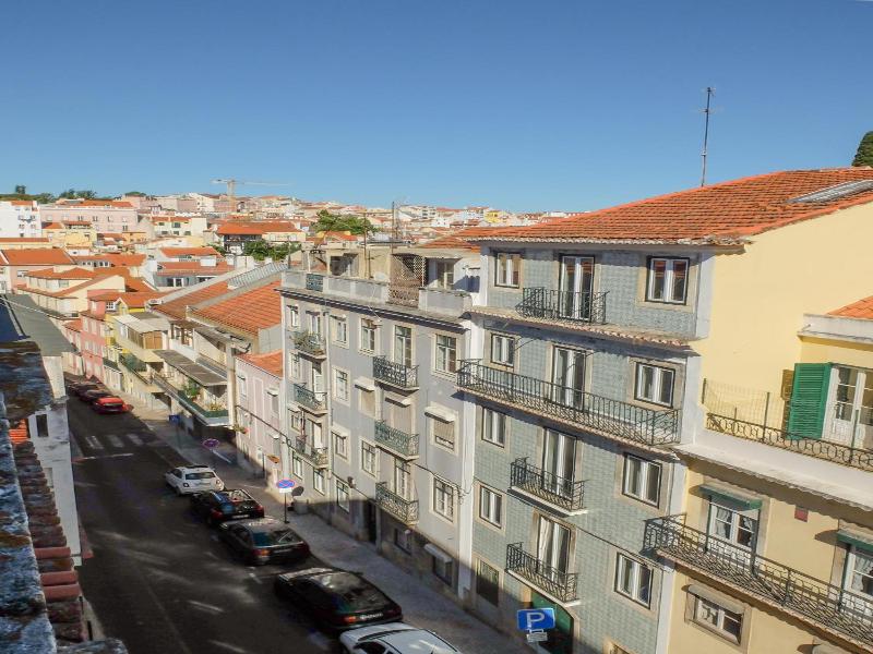 Back To Lisbon Hostel image