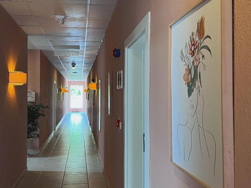 Mimoza Hotel image