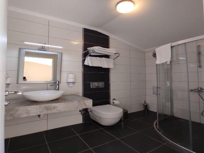 Mimoza Hotel image