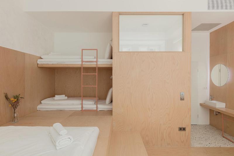 Flow Spaces image