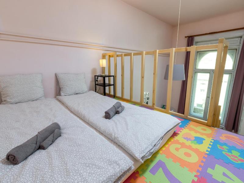 Budapest Three Cats Hostel image