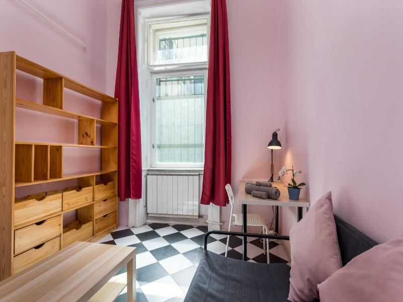 Budapest Three Cats Hostel image