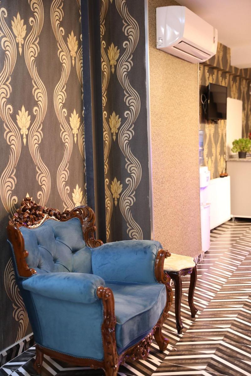 Class Suites Taxim image