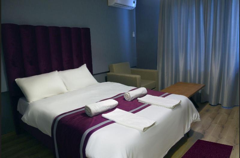 Class Suites Taxim image