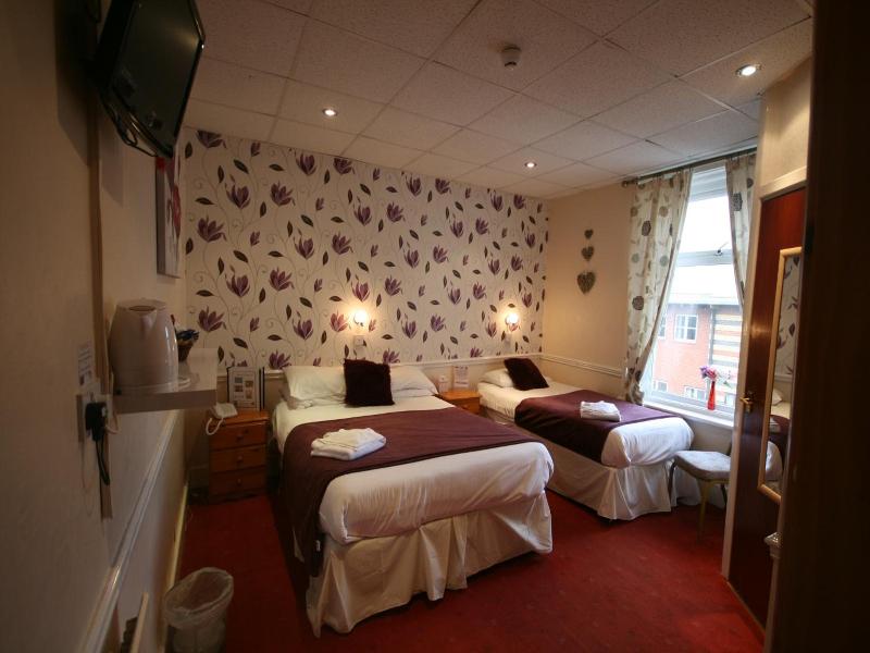 Blenheim Mount Hotel image