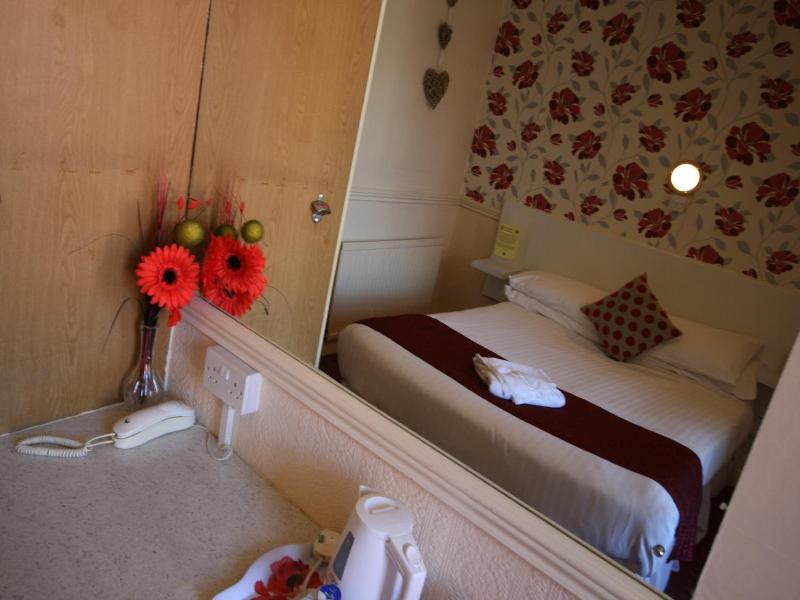Blenheim Mount Hotel image