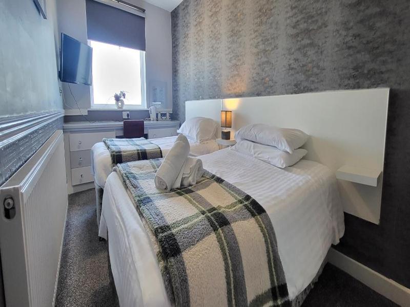 Blenheim Mount Hotel image