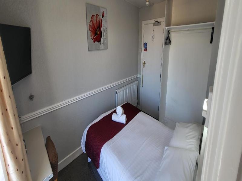 Blenheim Mount Hotel image