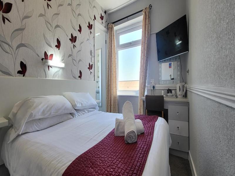 Blenheim Mount Hotel image