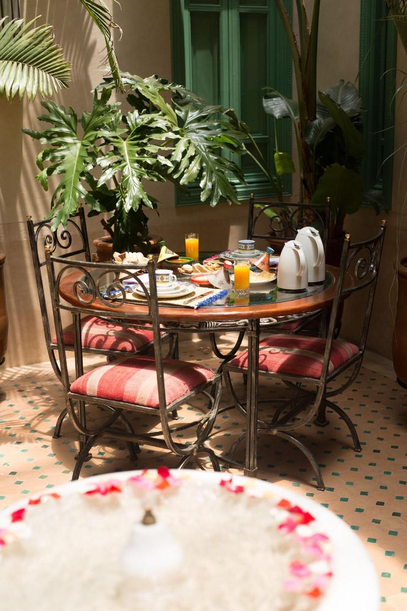 Riad Azrur image