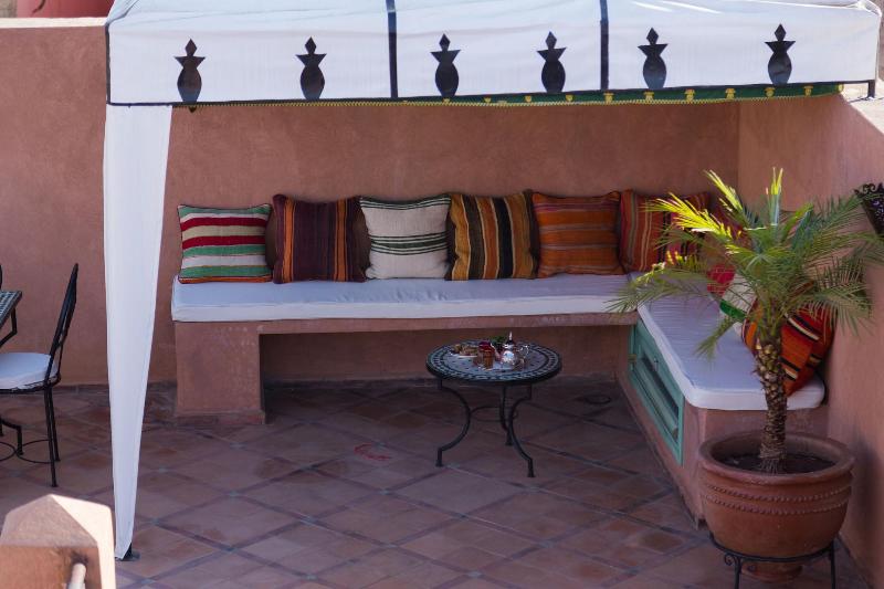 Riad Azrur image