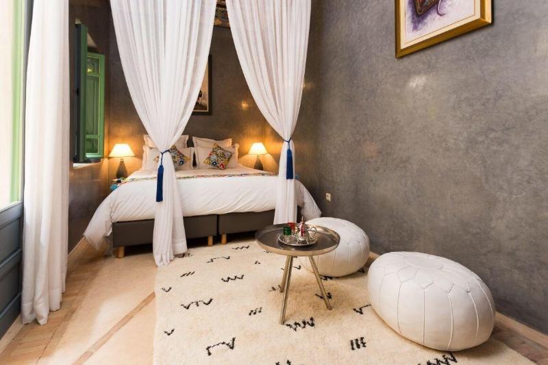 Riad Azrur image