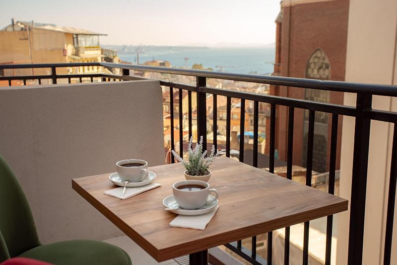 West Palace Hotel image