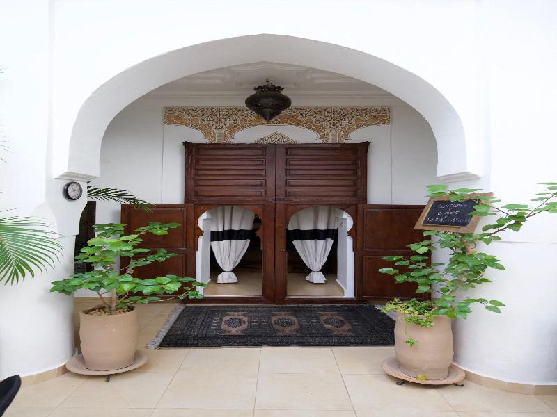 Riad Noor Charana image