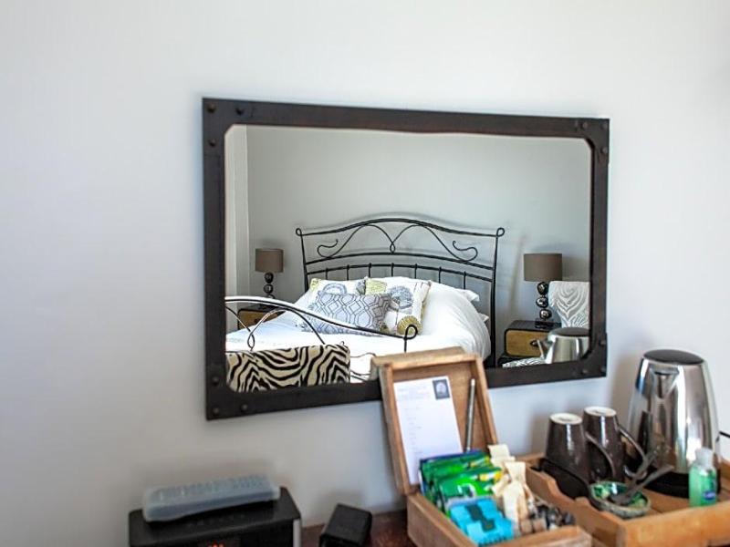 Oaklands Guest House image