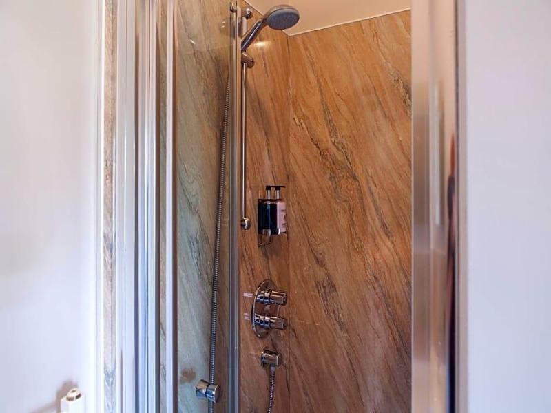 Oaklands Guest House image