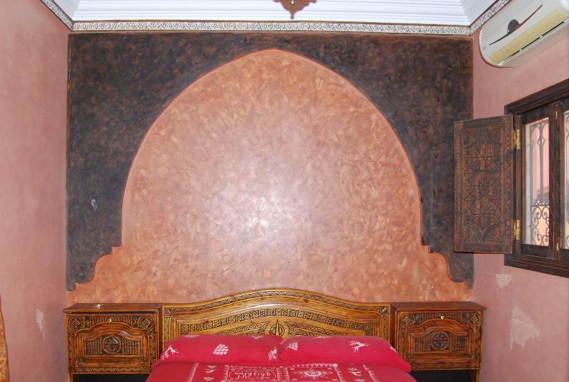 Riad Loubna image