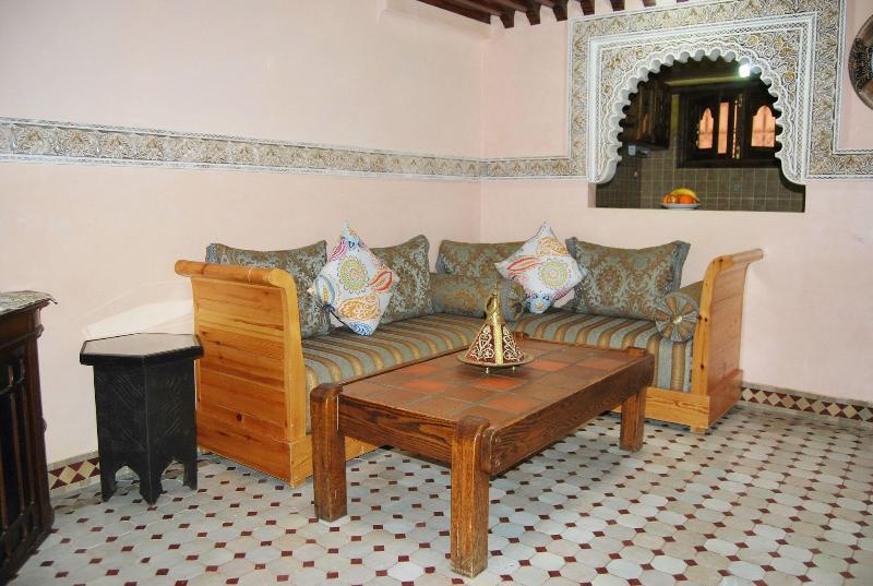 Riad Loubna image