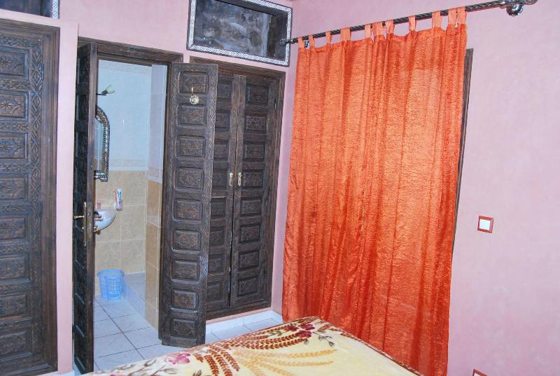 Riad Loubna image