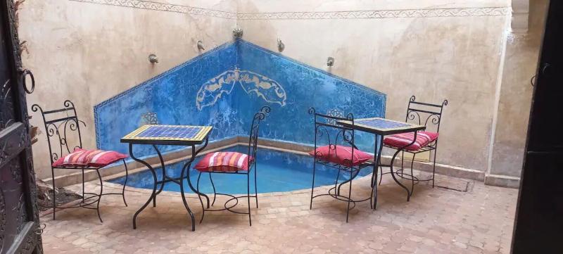 Riad Loubna image