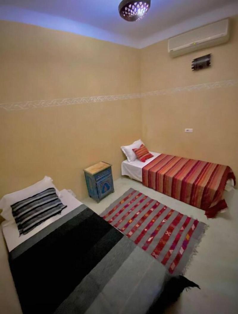 Riad Loubna image