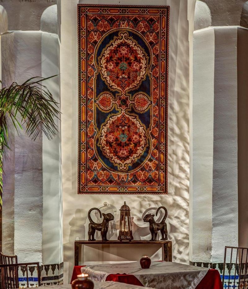 Riad Mv image