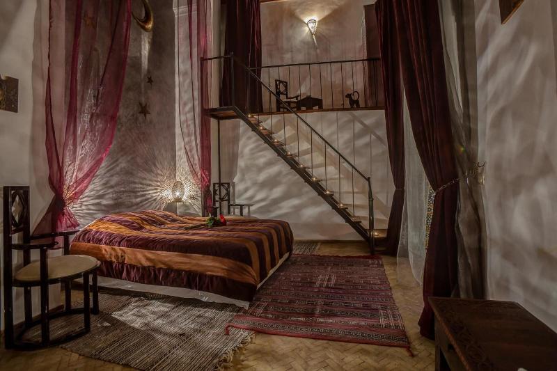 Riad Mv image