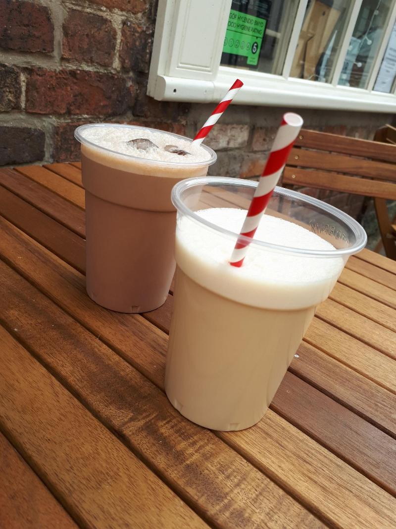 Ty Glyndwr Bunkhouse Bar And Cafe image