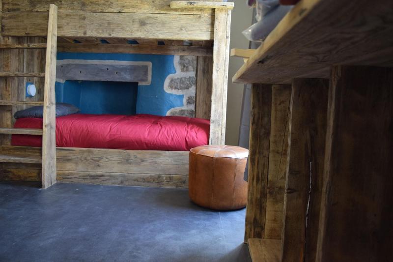 Ty Glyndwr Bunkhouse Bar And Cafe image