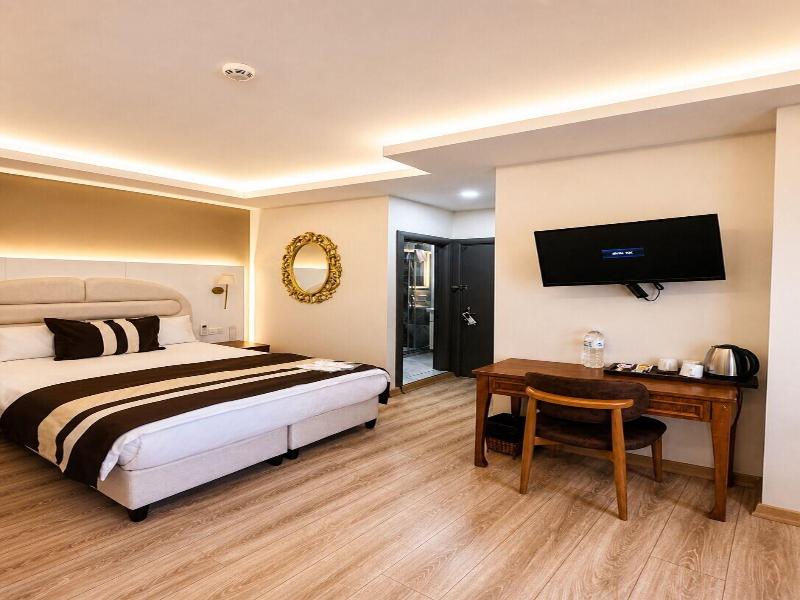 The Peraport Hotel image