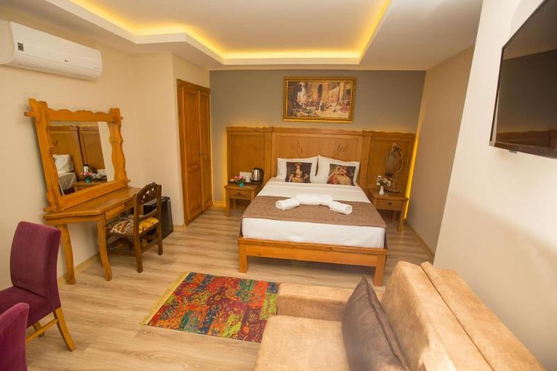 The Peraport Hotel image
