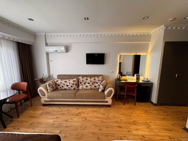 The Peraport Hotel image