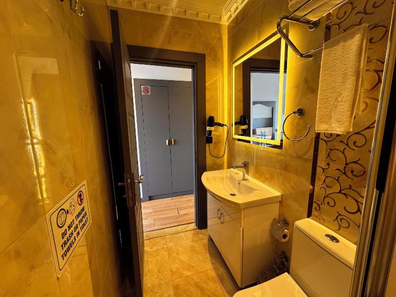 The Peraport Hotel image