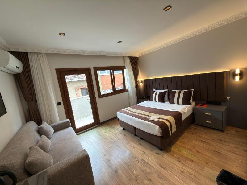 The Peraport Hotel image