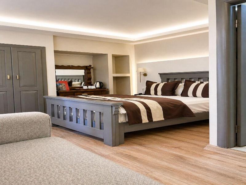 The Peraport Hotel image